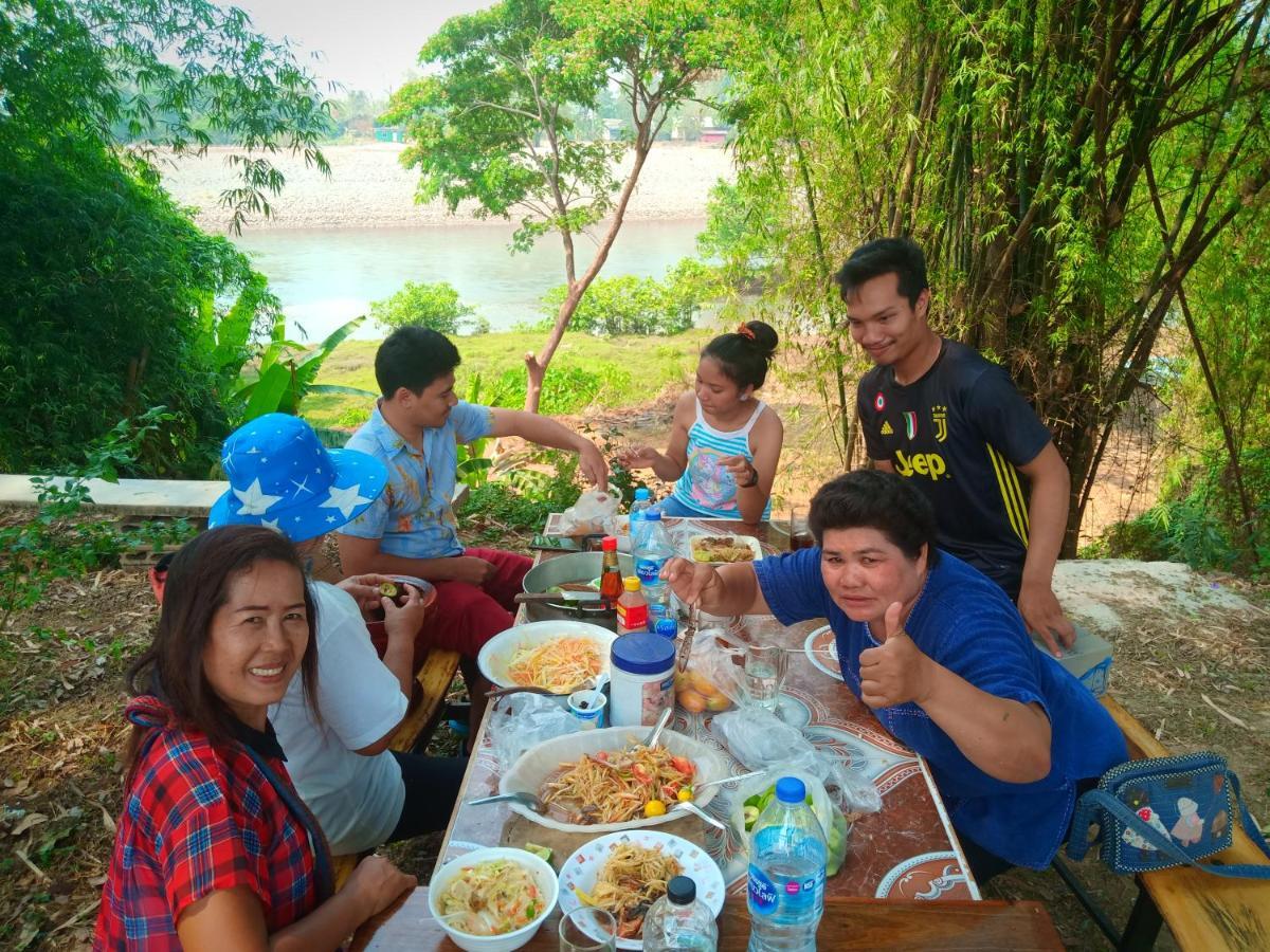 เฮือนน้ำน่าน House By The River Nan Уттарадит Экстерьер фото